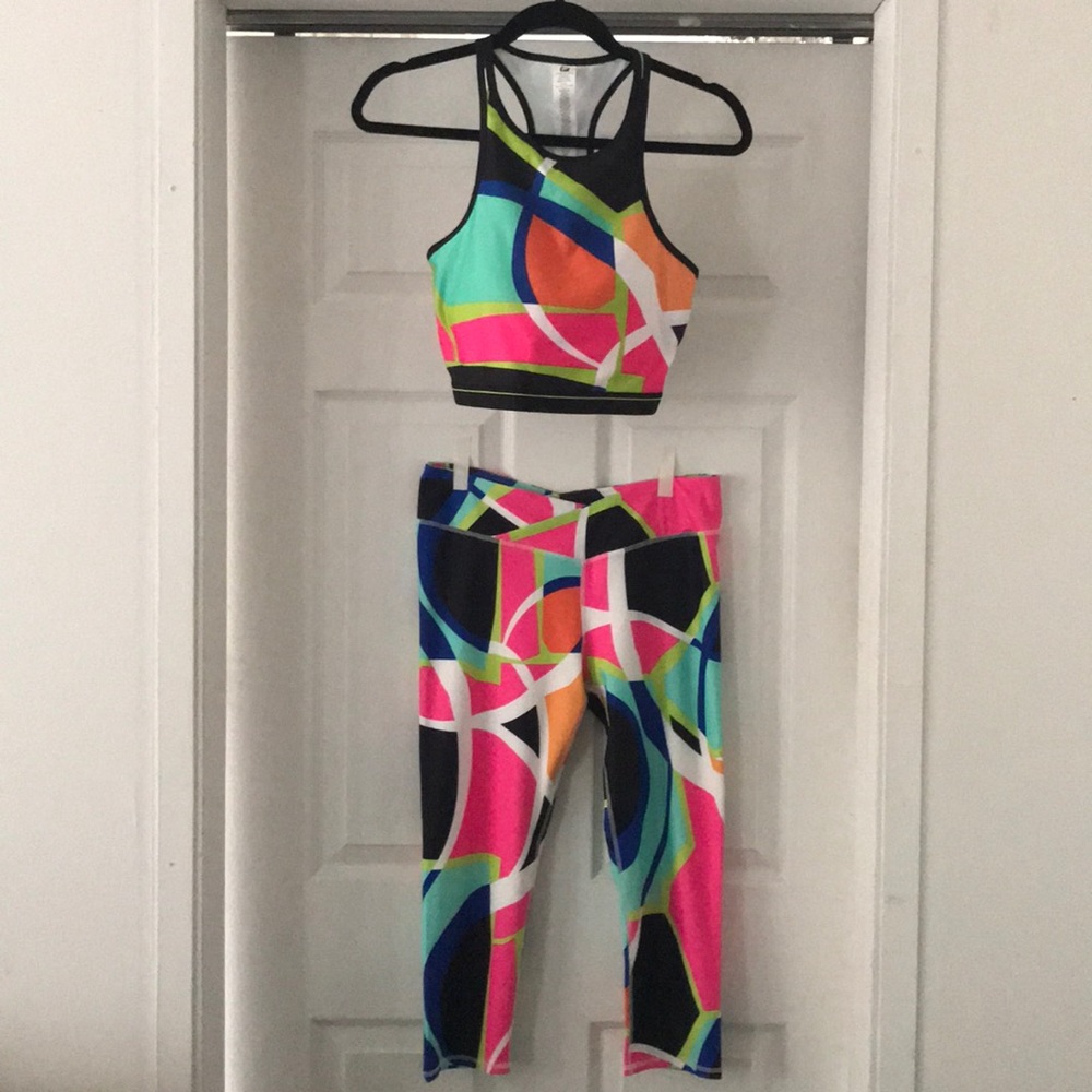 Fabletics work out set - Never worn!